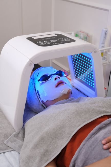 Red Light Therapy Mask for Face & Neck