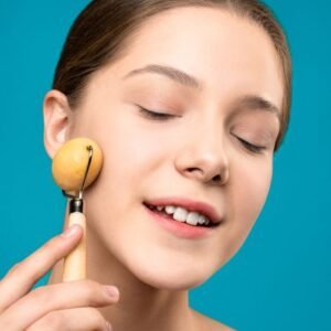 Aesthetic Ice Roller for Face and Eyes