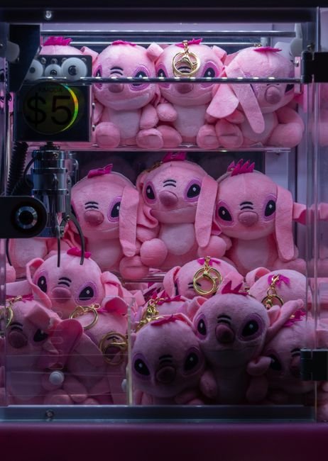 mini claw machine arcade game toy prize dispenser