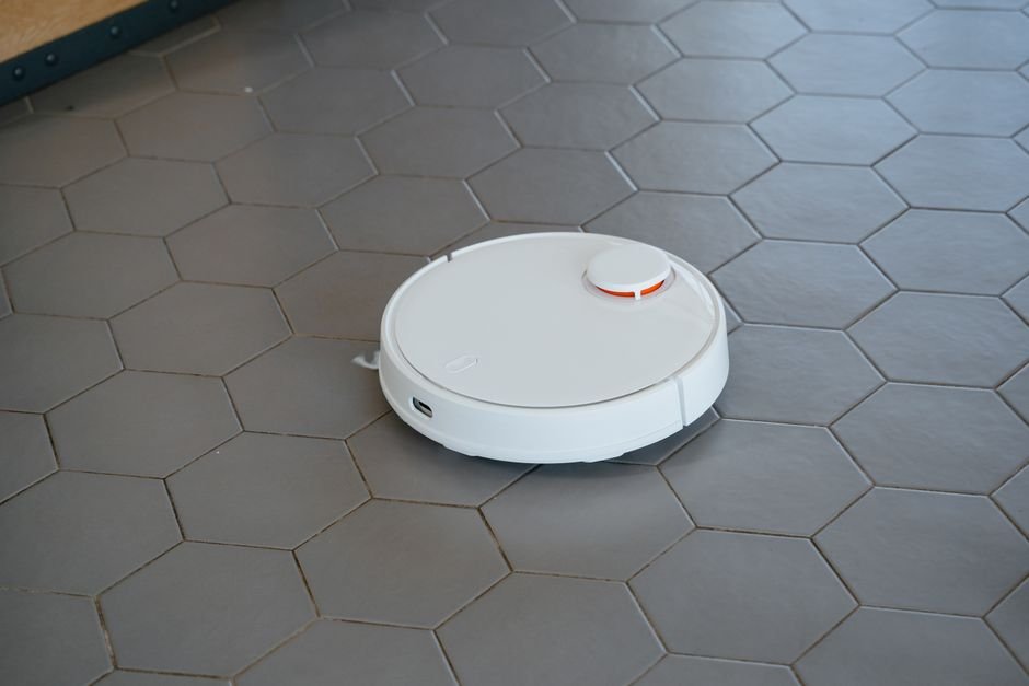 Smart robot vacuum cleaner
